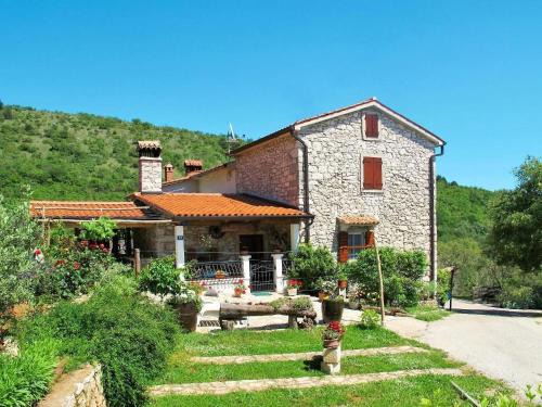 Rabac House | Haus Salakova a lovely vintage stone house