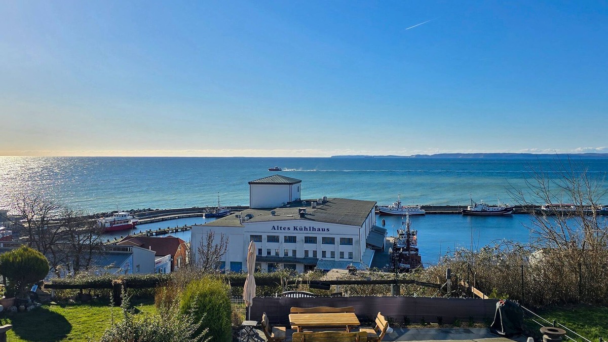 Sassnitz House | Haus Waterkant - with a direct view of the SAIL GP - Haus Waterkant