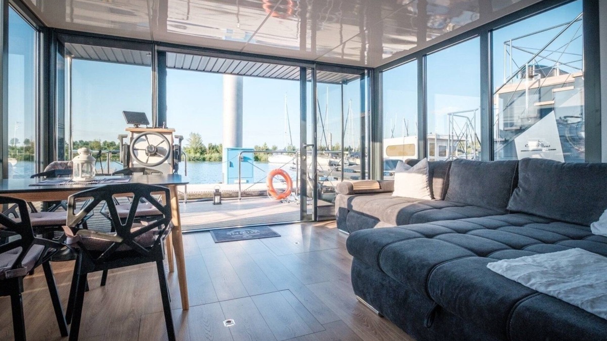Ophoven Apartment | Hausboot für 6 Gäste mit 52m² in Kinrooi