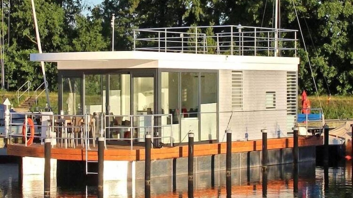 Ueckermuende Boat Rental | Hausboot in Ueckermuende