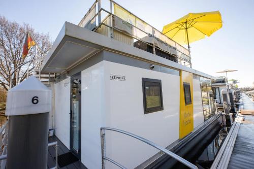 Bad Bederkesa House | Hausboot "Seeprinz"