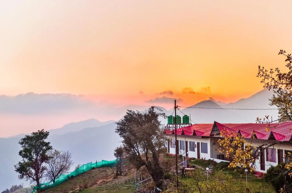 Kanatal Resort | Haut Monde King's Paradise Resort