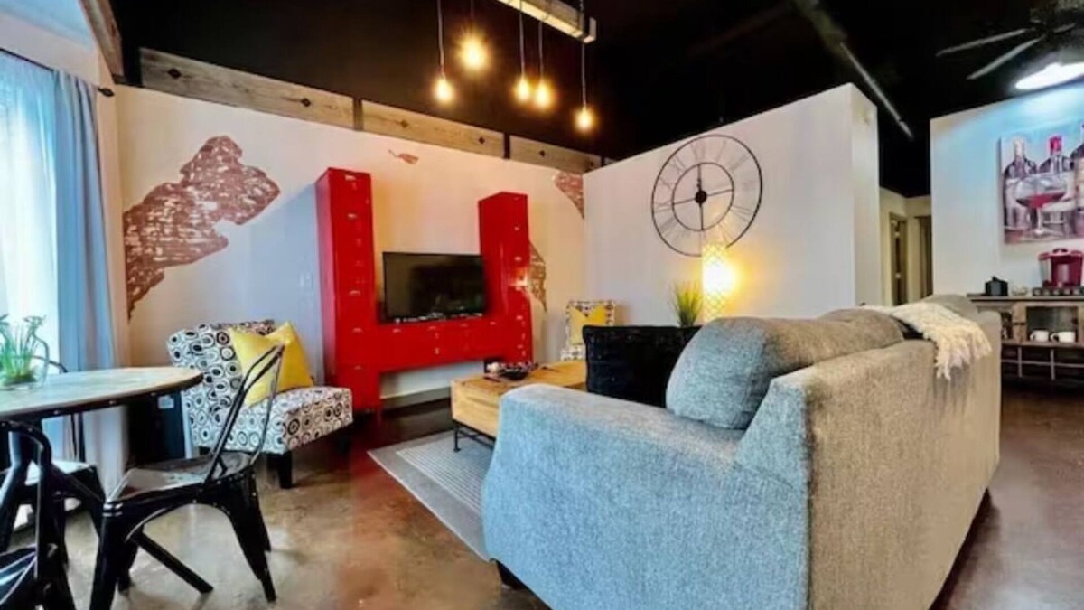Demorest Apartment | Haven at Hazel ~ Downtown Studio, stylish and centrally located on the square.
