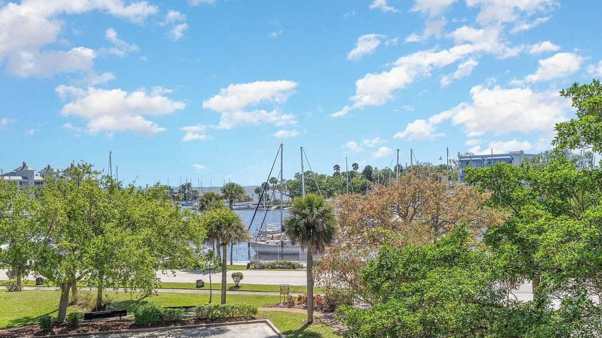 Melbourne Condo | Haven Harbor Getaway