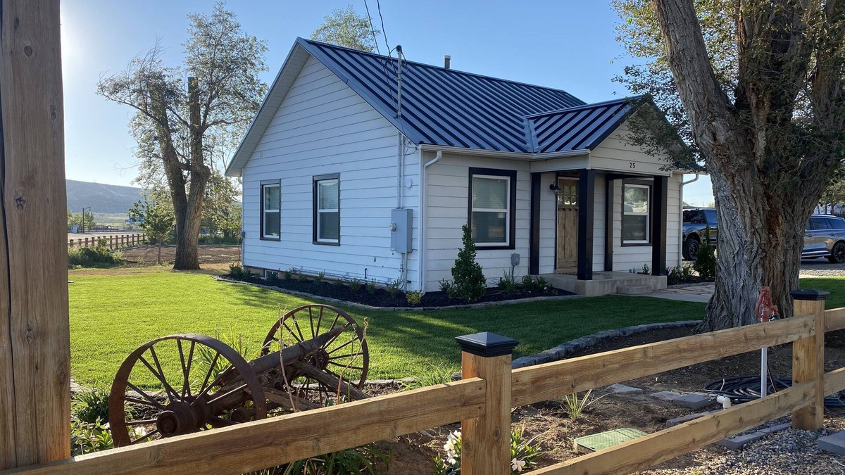 Escalante House | Haven on Highway 12