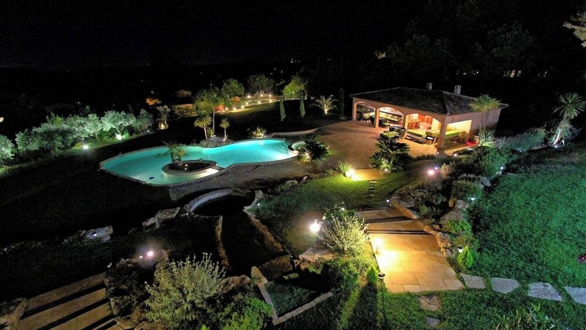 Mougins Apartment | HAVRE DE PAIX" 5 étoiles Prestige jacuzzi, hammam, sauna, PISCINE chauffée Mougins Cannes Grasse