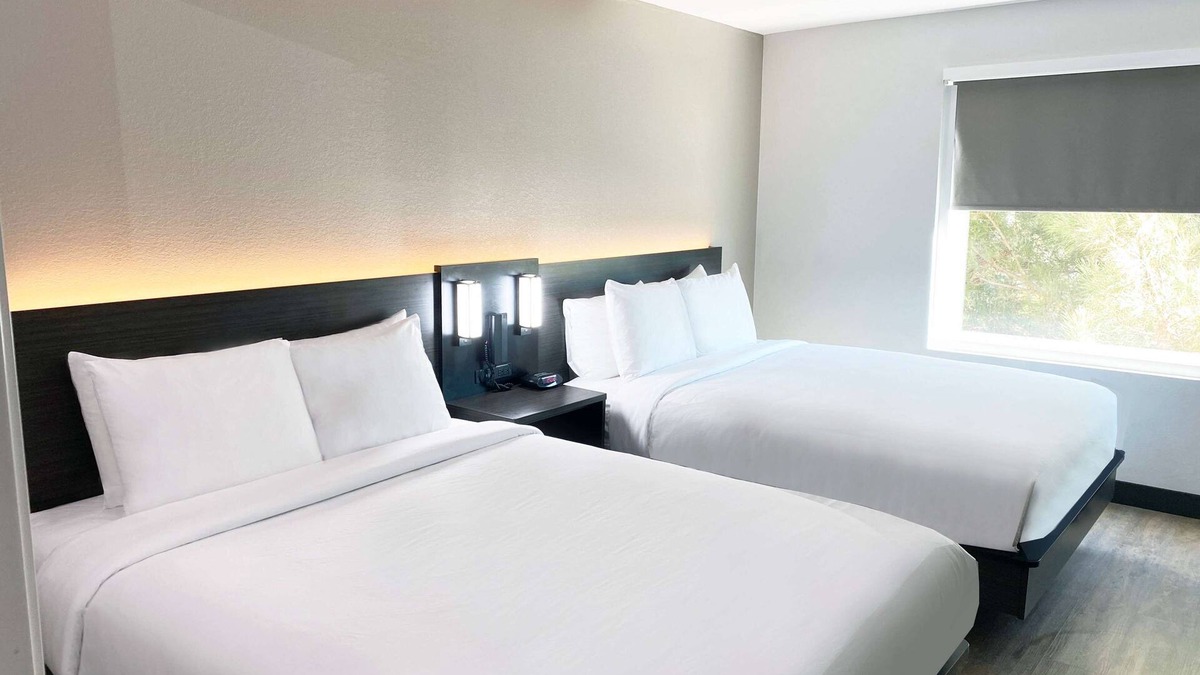 Hobbs Hotel | Hawthorn Extended Stay by Wyndham Hobbs