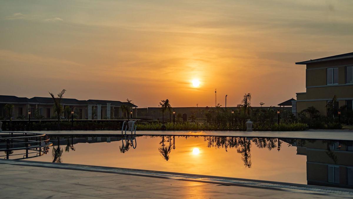 Dwarka Hotel | Hawthorn Suites by Wyndham Dwarka