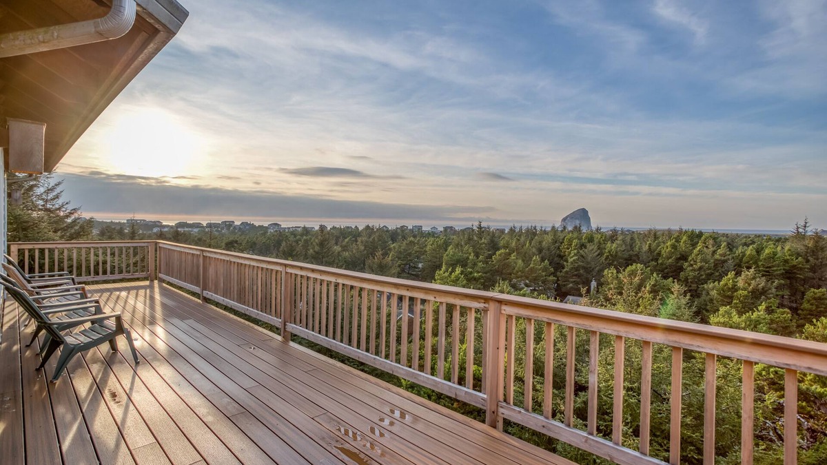 Pacific City House | Haystack Rock & Dune Views, King Suite, Game Room, Double Decks in Pacific City!