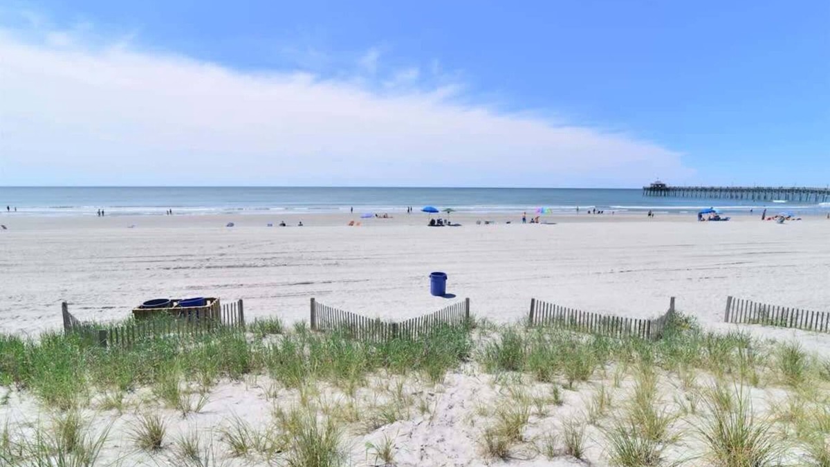 Cherry Grove Beach House | Hazels Child Oceanfront Large Beach House
