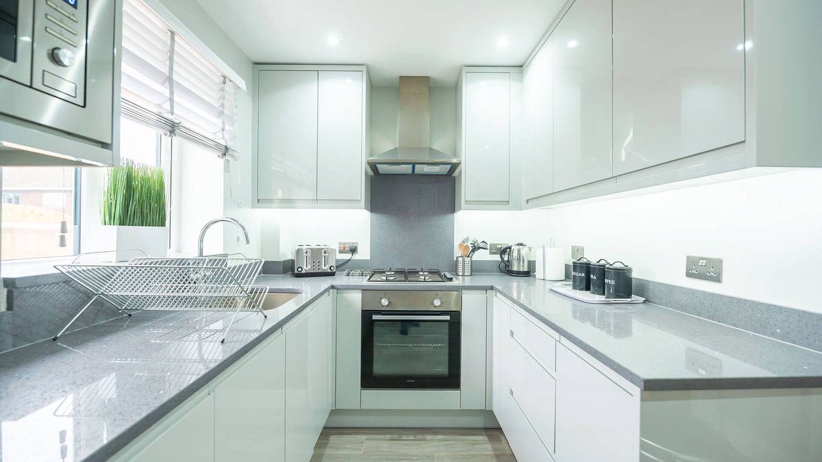 Reading House | Headley House