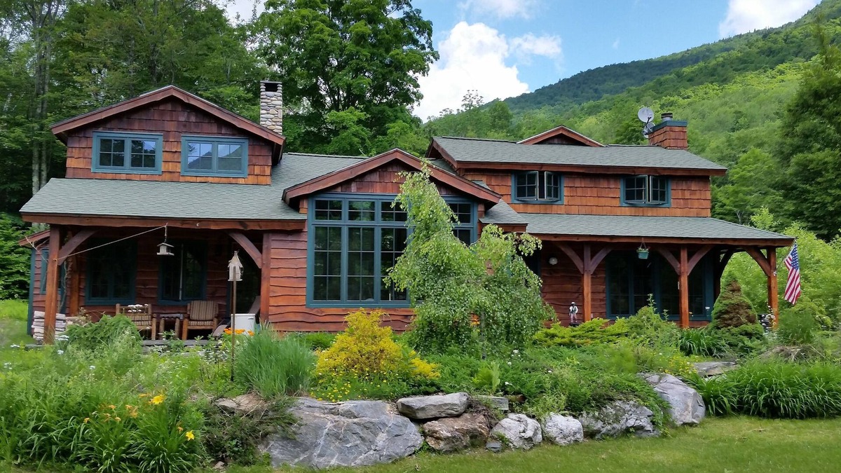 Dorset House | Headwaters-Very secluded, quiet, mountain views, babbling brook, country living.