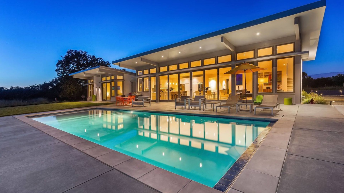 Windsor House | Healdsburg Calif.: Amazing Resort-like Estate Healdsburg - 4BD/3BA