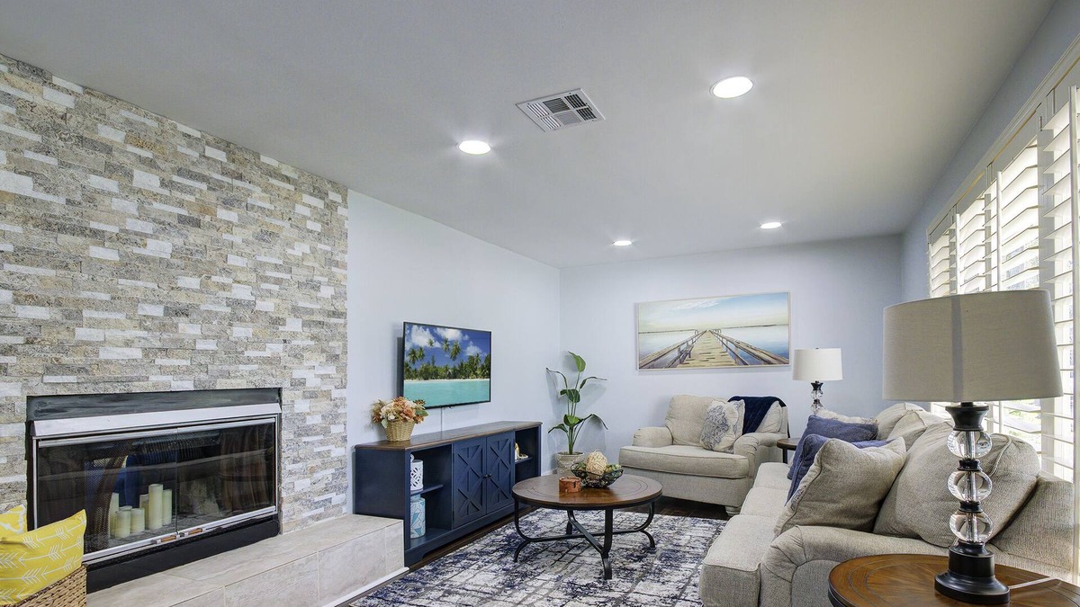 North Palm Beach House | Heart of NPB: Your Perfect Home Away from Home!