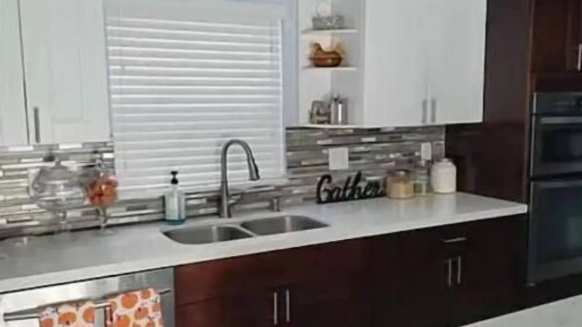 Sunrise House | Heart of Sunrise and Sawgrass!