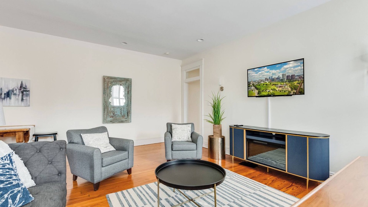 Fan District House | Heart of the Fan: 2BR/2BA Strawberry Street Stay