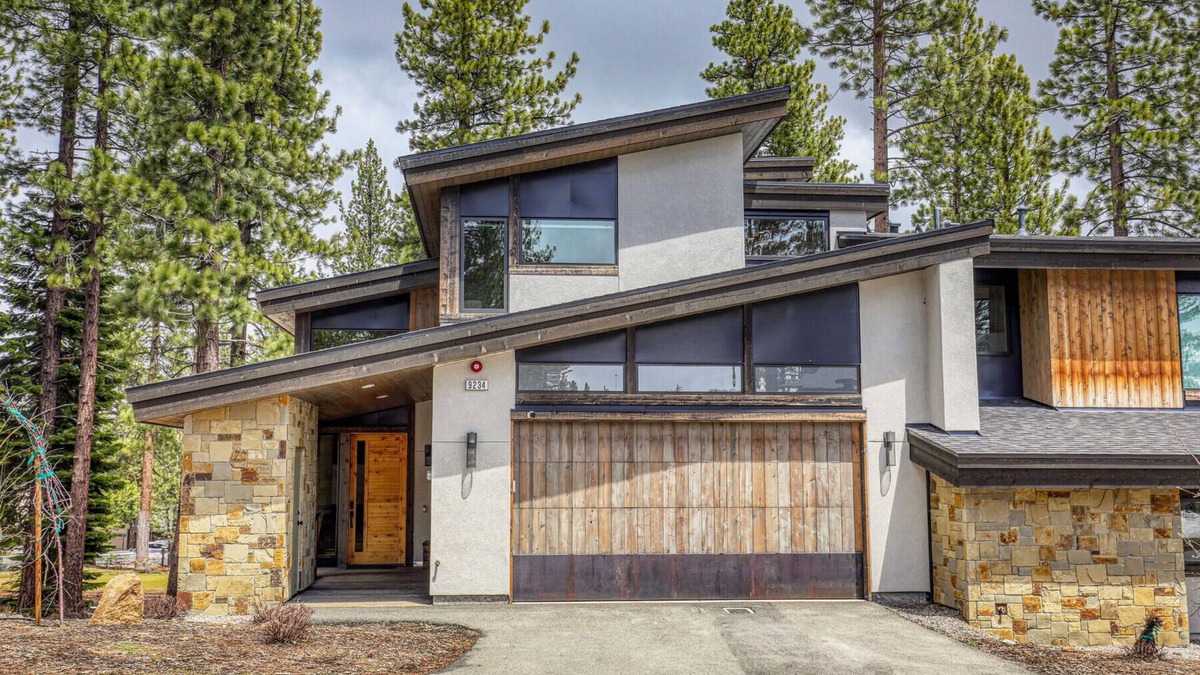 Ponderosa Palisades House | Heartwood Highview, 4 BDR, Schaffer's Mill Club Amenities, Golf & Ski!