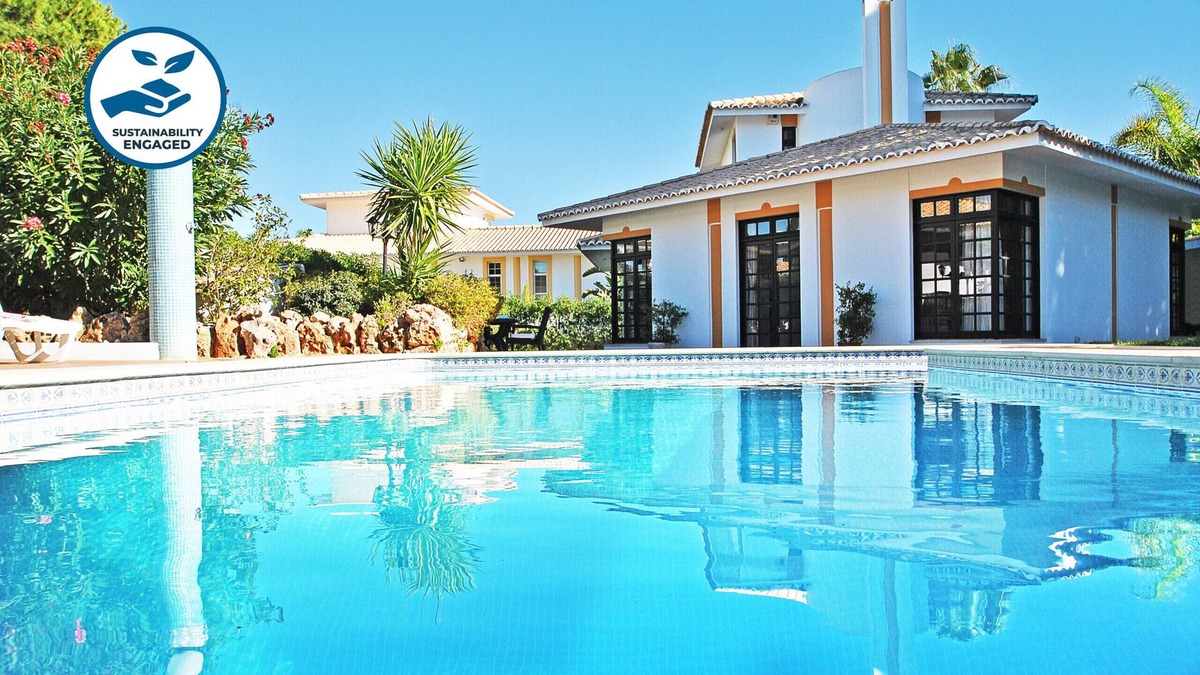 Vale do Garrao Villa | Heatable pool, BBQ & total privacy