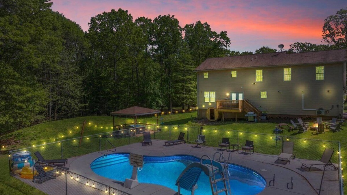 Cresco House | Heated IG Pool+Sauna+Hot Tub+Game Room+Theater