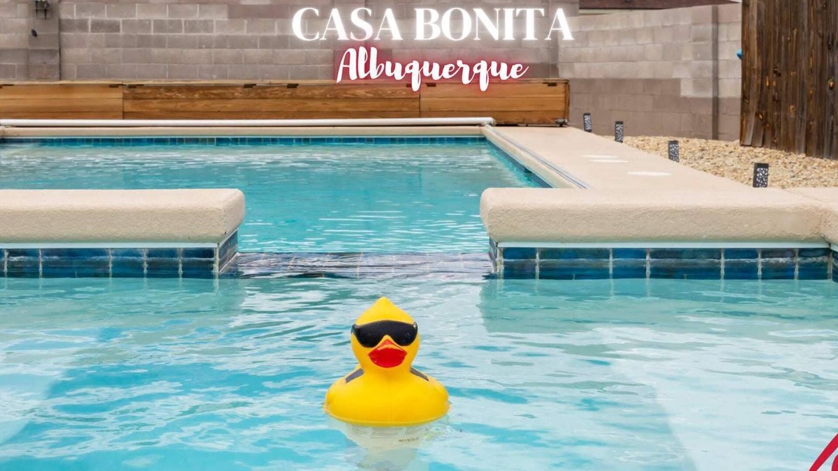 Westside House | Heated Pool and Hot Tub -Casa Bonita An Irvie Home
