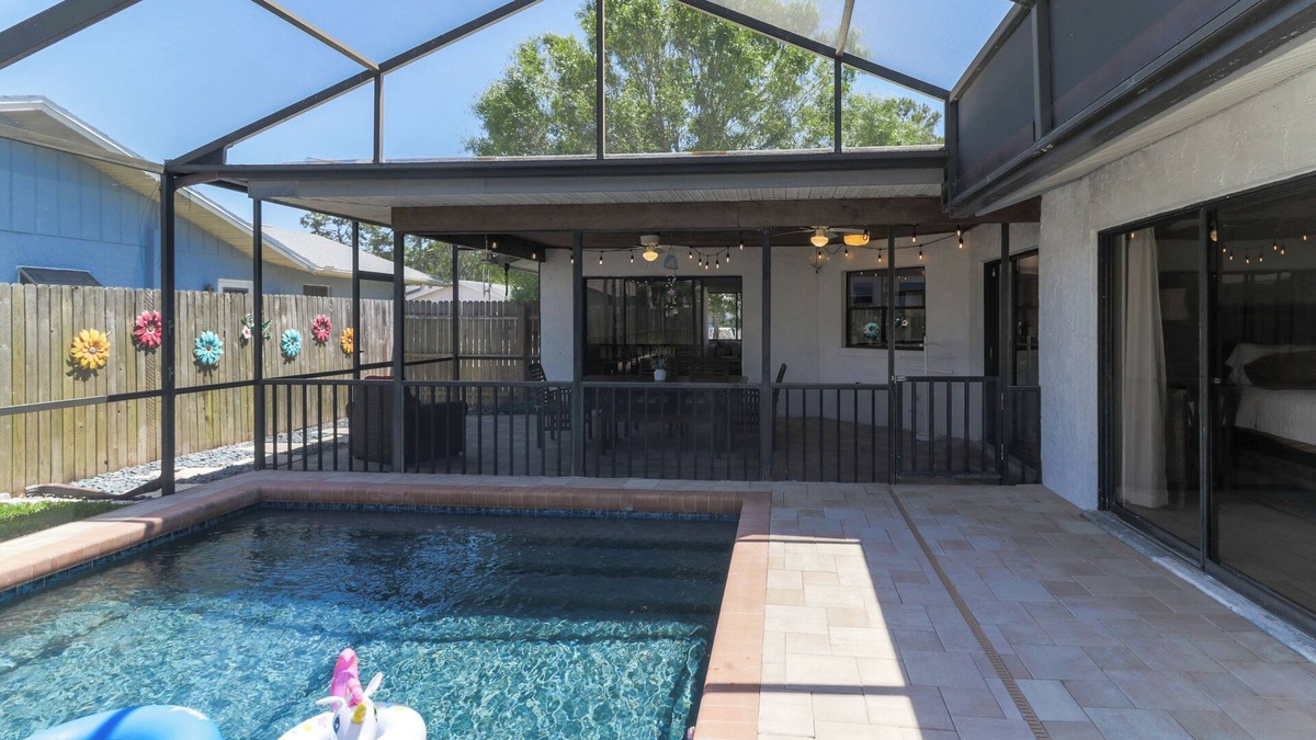 Lake Sarasota House | Heated Pool, Grill w/Patio Dining, Family Fun, Free Streaming & Board Games!