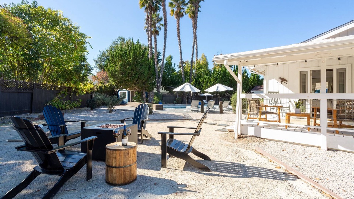 Los Alamos House | Heated pool, hot tub, walk to tasting rooms