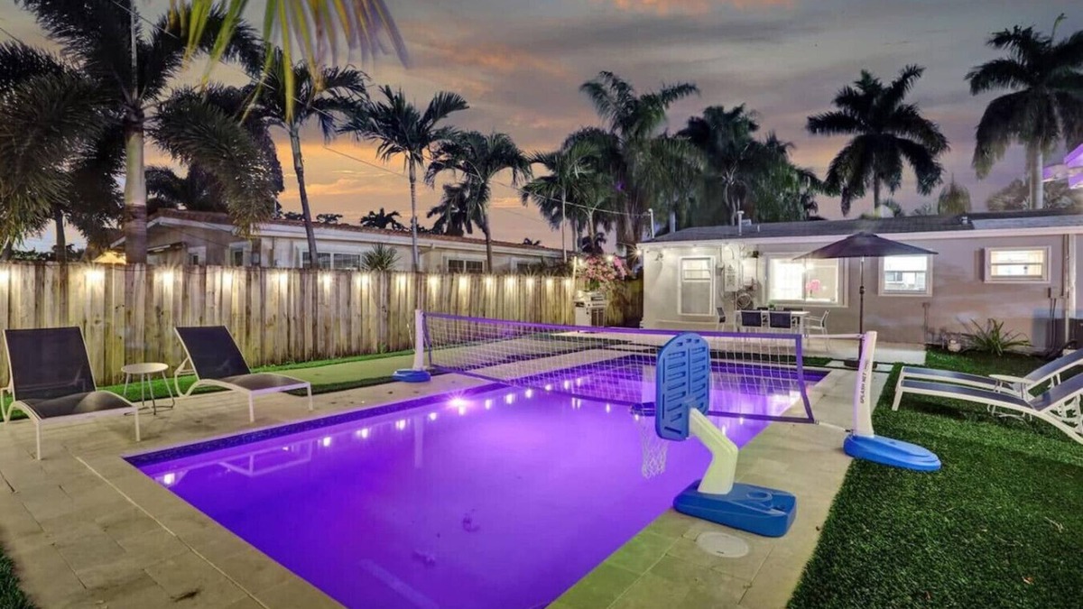 Hallandale Beach Apartment | Heated Pool Retreat Minutes to Beach