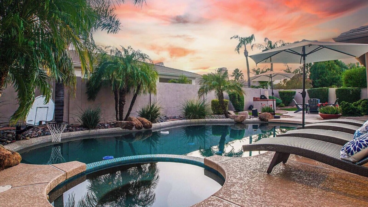 Oakwood House | Heated Pool/Spa and Basement Gameroom!