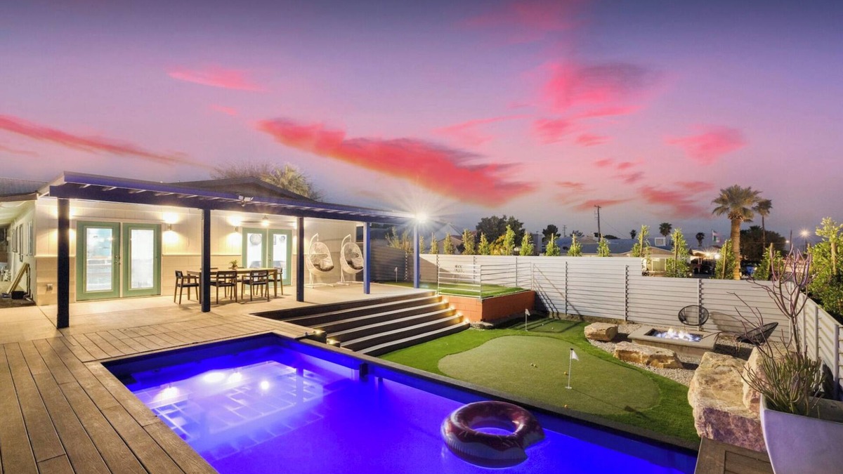 Rancho Del Oro House | Heated Pool-Spa, Mini Golf, Fire Pit, Game Room, Stunning Views, and More!