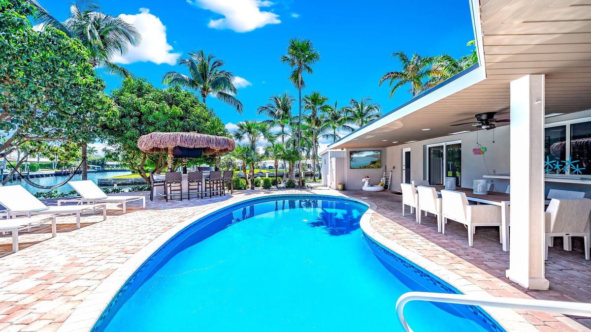 Landings House | Heated Pool+Waterfront! Golf Cart+1 Mile To Beach!