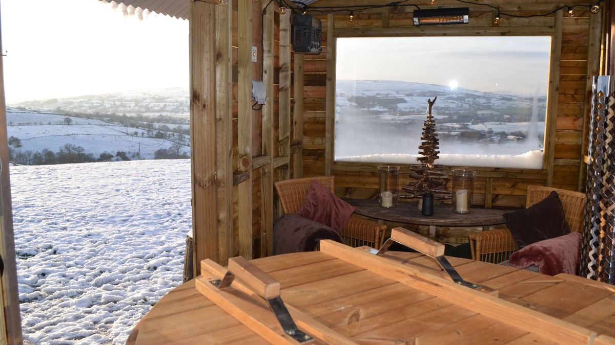 Barnoldswick Cottage | Heather Hut at Copy House Hideaway