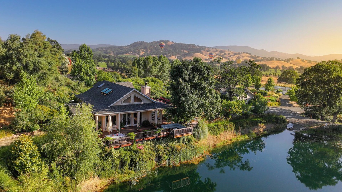 Pope Valley House | Heavenly 10 Bedroom, 8 bath Wine Country Estate on 150 Acres w/endless amenities