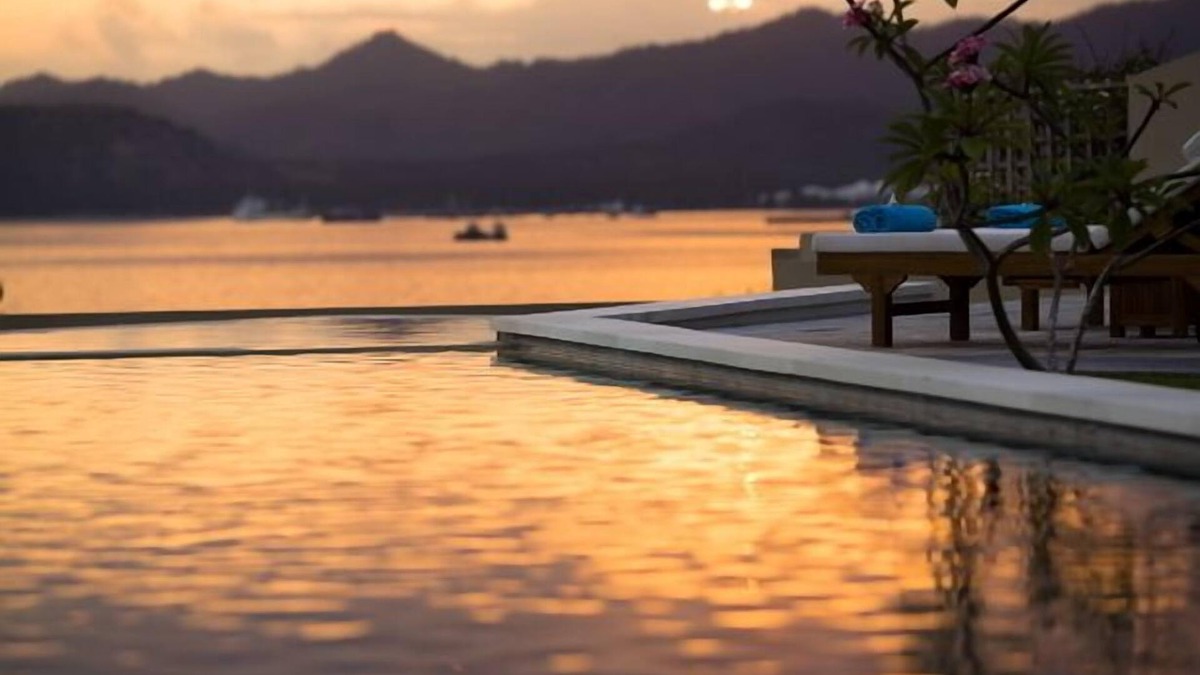 Manggis Villa | Heavenly 4BR Villa, Candidasa! 6Min Drive To The Beach! W/HUGE! Swimming Pool!