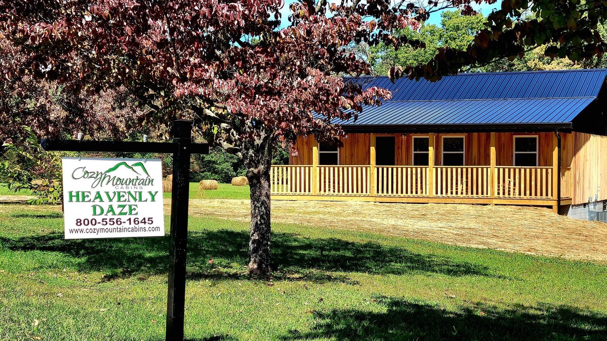 Cosby Cabin | Heavenly Daze! Mountain Getaway!