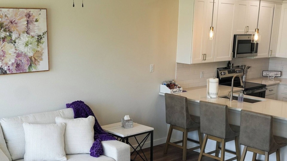 Stephenville House | Heavenly - Location, location, location!