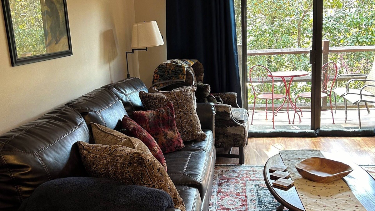 Sevierville Condo | Heavenly Mountain ViewnCozy condo on English Mtn. 1BR, family- friendly