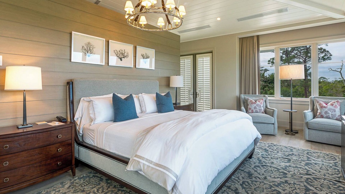 Palm City Hotel | Helenbrook Homes Hotel in pleasant Palm City