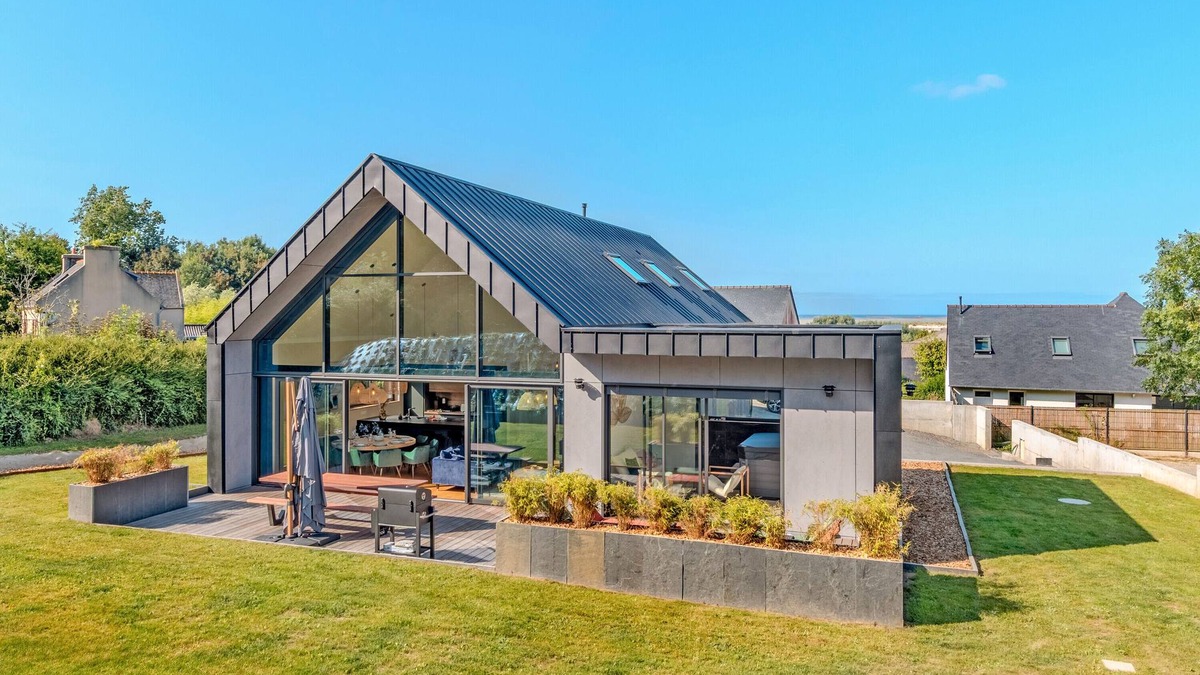 Goulven House | "Hello Sea" Family House with Spa