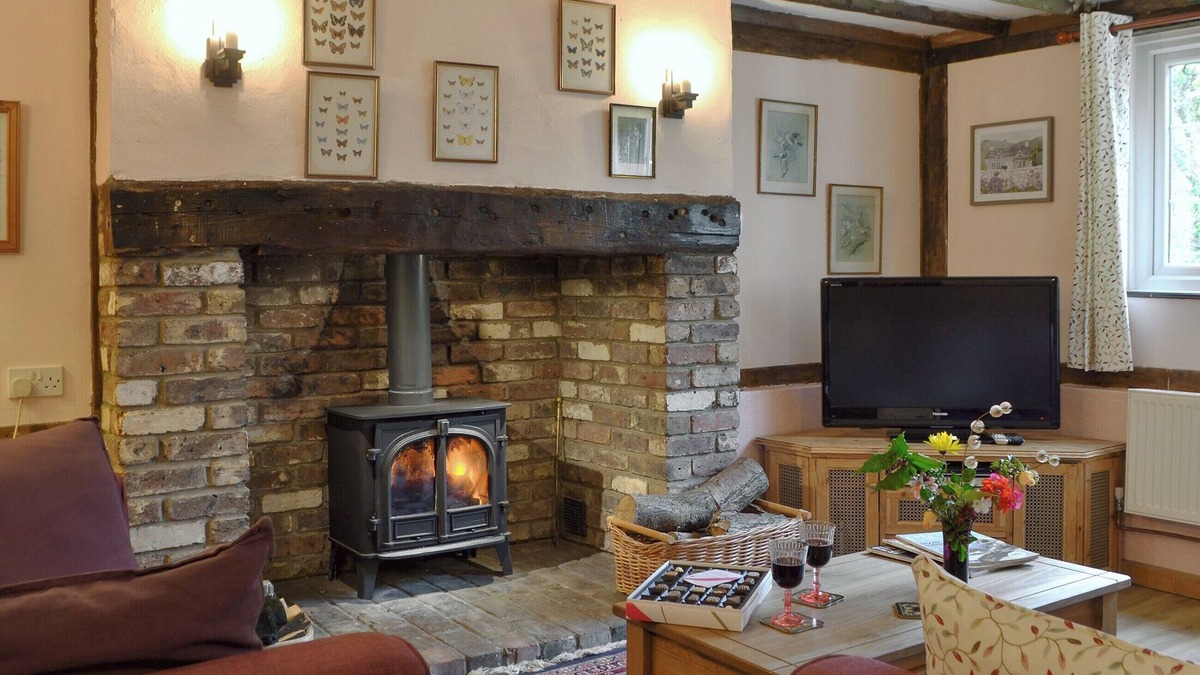 Cowbeech Cottage | Henley Bridge Holiday Cottage