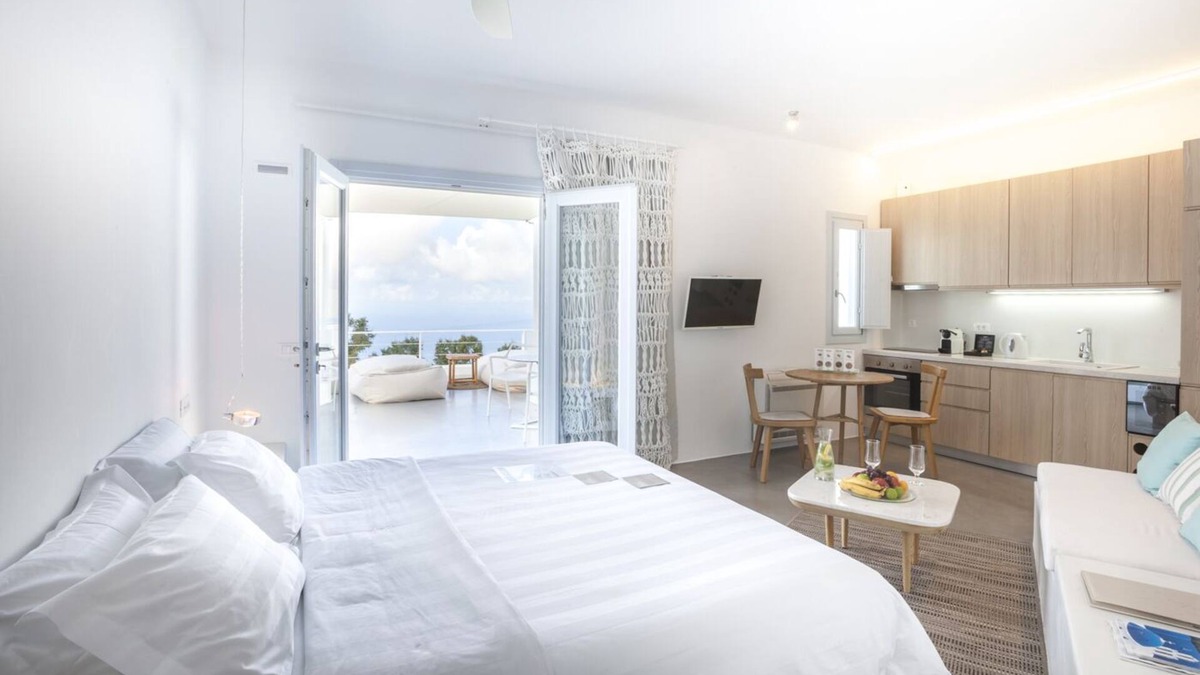 Santorini Villa | Herb Suite | Santorini Heights