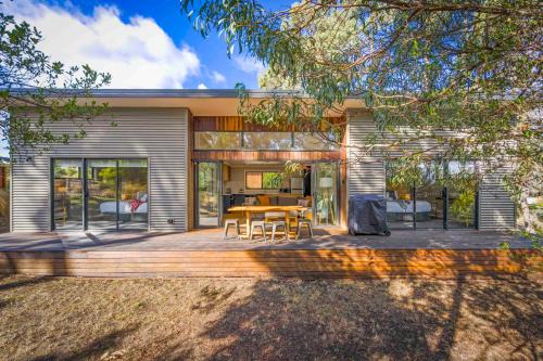 Lymington Apartment | Herlihys On Huon - Cabin 2