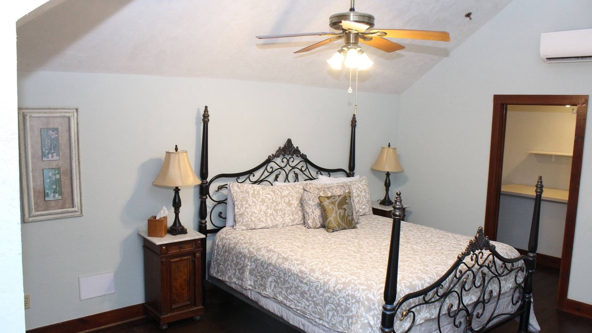 Micanopy Bed & Breakfast | Herlong Mansion Bed & Breakfast