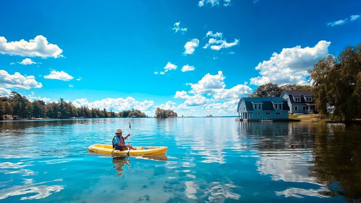 Brier Hill Cabin | Heron Lodge - The Lodges at Oak Point, 1000 Islands - Right on the River!