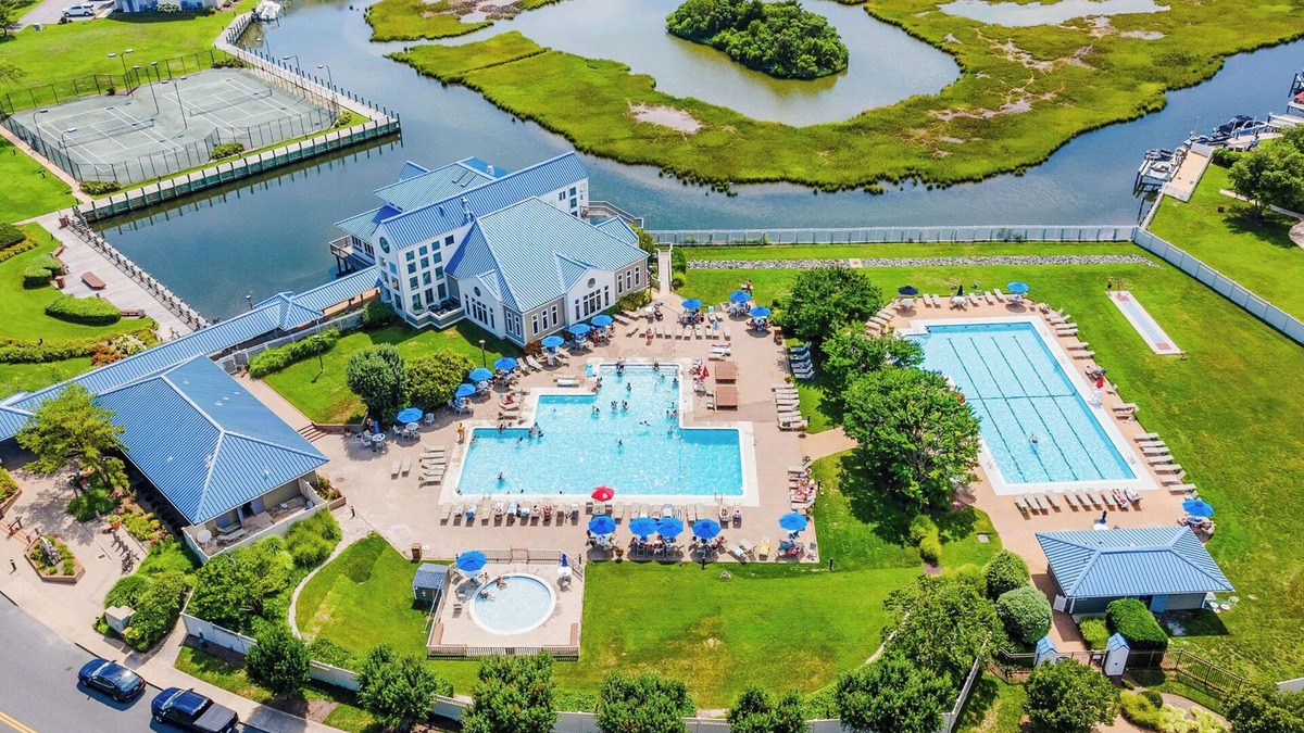Heron Harbour Isle Condo | Heron's Nest OC: Newly-renovated, kid friendly, bayside.