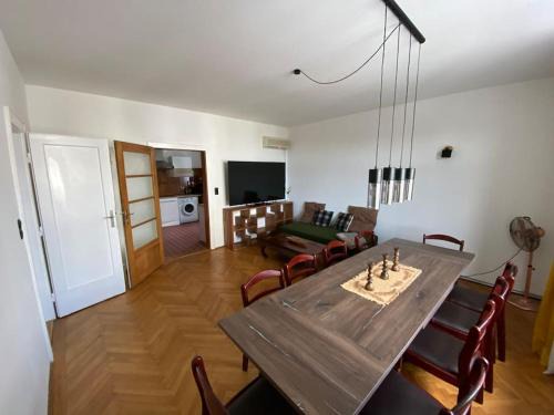 Vienna Apartment | Herrenhaus Höniger Flughafen 11Min/Wienmitte 12Min