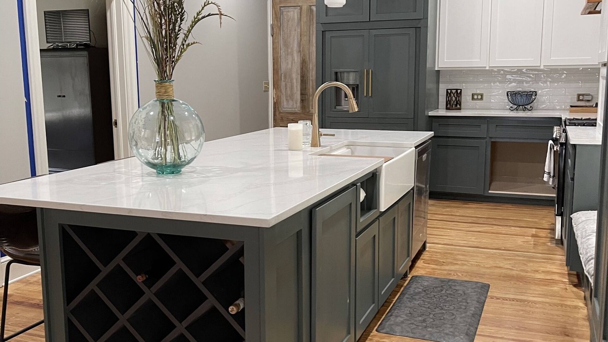 Columbia Cottage | Herstory Home- Cottage BnB