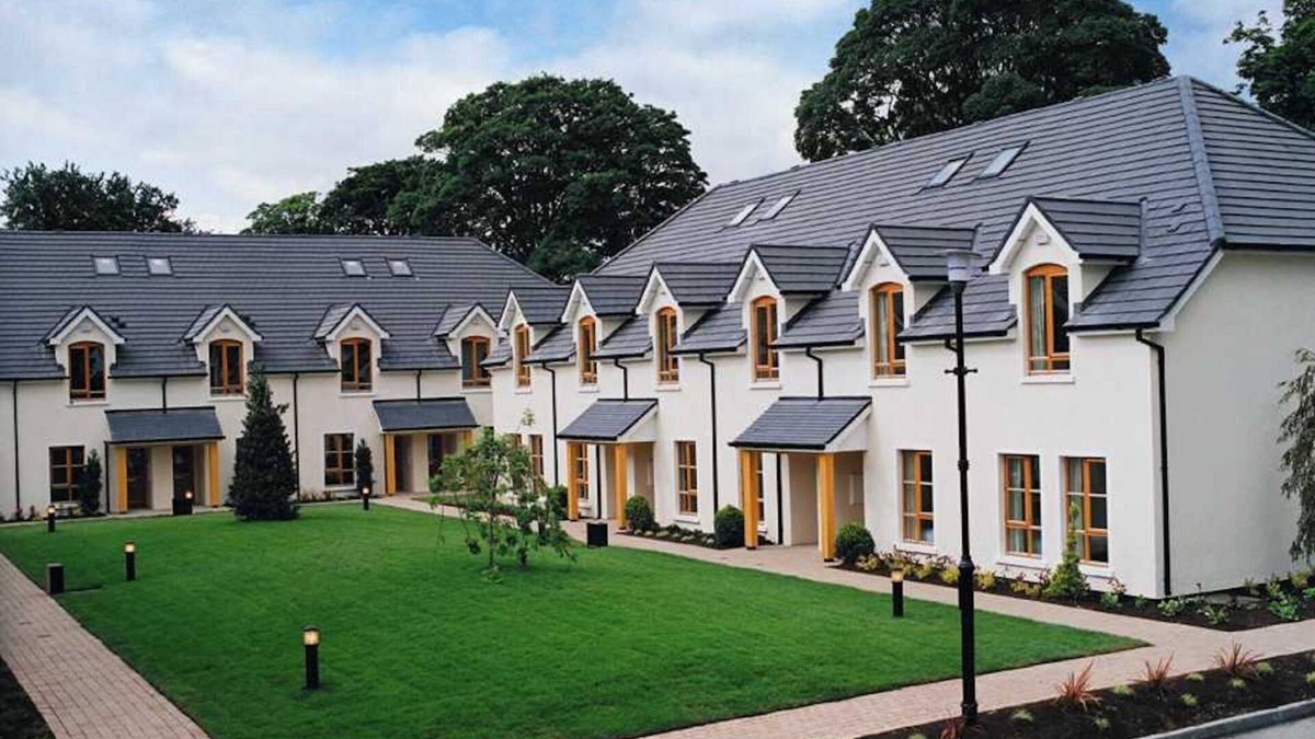 Swords House | Heyward Mews(TR4) HH No 5 (Sleeps 5) by Interhome