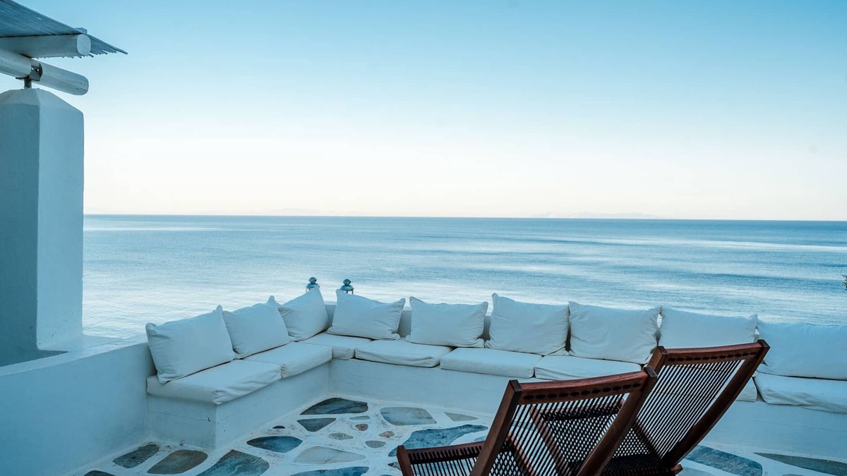 Chrisopigi Villa | #HH03 SEAFRONT VILLA OVERLOOKING CHRYSOPIGI
