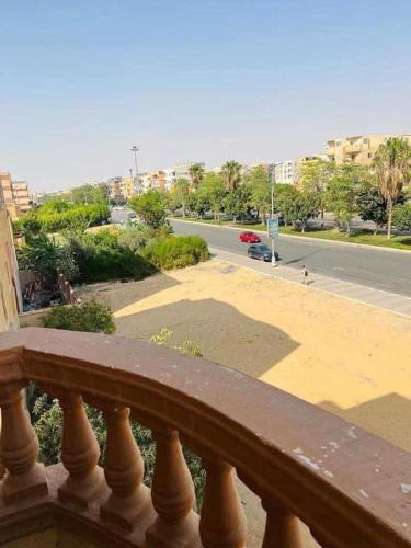 Al Duqqi Apartment | Hi hi apartment