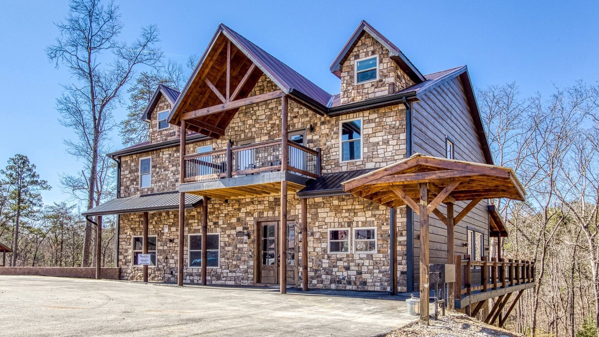 Sevierville Cabin | HIBERNATION STATION - 12 Bedrooms with a pool!